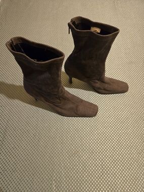 Sam and Libby Women’s Gray Faux Suede Ankle Booties